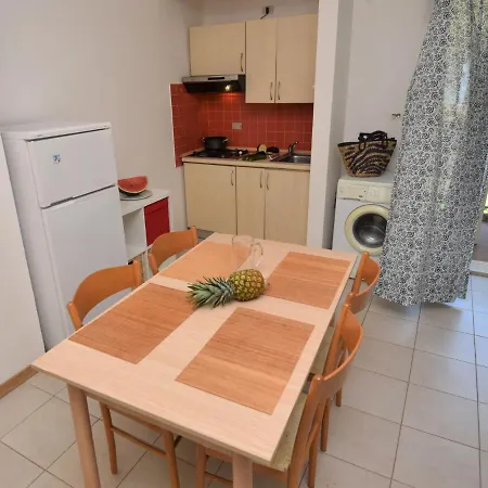 Cerrano-1 By Interhome Appartamento
